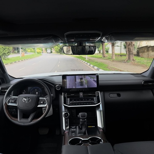  Toyota Land Cruiser (2026)  Brand New – Limited Stock Available