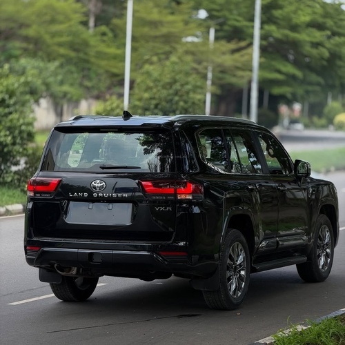  Toyota Land Cruiser (2026)  Brand New – Limited Stock Available