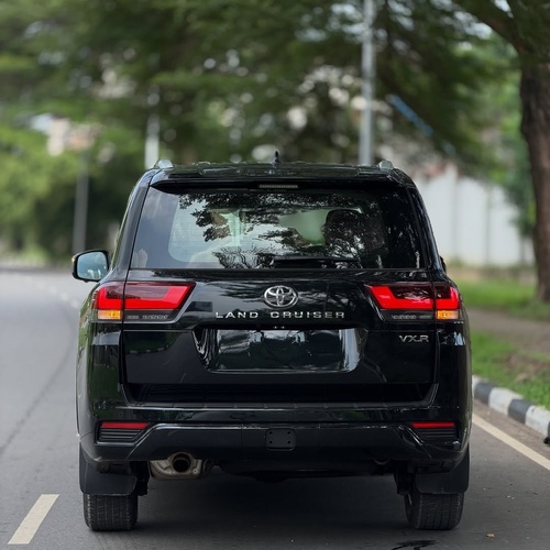  Toyota Land Cruiser (2026)  Brand New – Limited Stock Available