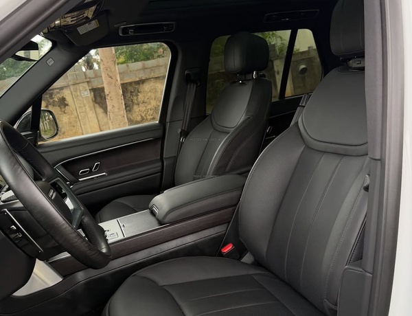 2026 RANGE ROVER VOGUE AUTOBIOGRAPHY – BRAND NEW | ULTRA LUXURY SUV