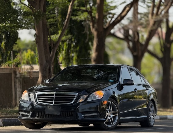 MERCEDES BENZ E350 2012 MODEL FOR SALE IN ABUJA