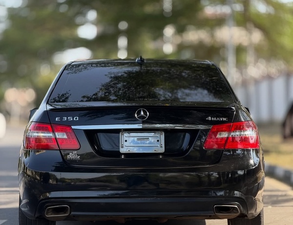 MERCEDES BENZ E350 2012 MODEL FOR SALE IN ABUJA