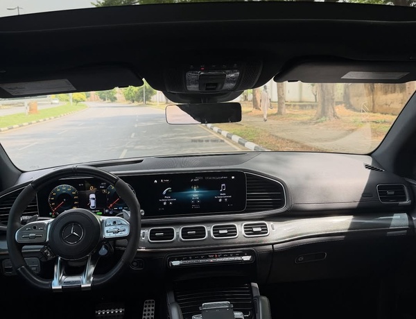 BUY AND DRIVE  MERCEDES-BENZ GLE 53 AMG COUPE 2021– CLEAN UNIT, AMG PERFORMANCE