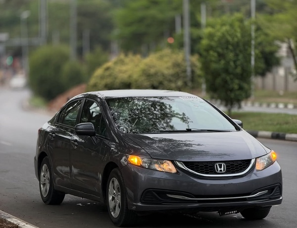 BUY AND DRIVE HONDA CIVIC 2015– FOREIGN USED, PRISTINE CONDITION