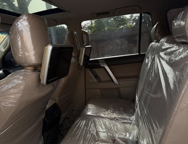 FOREIGN USED TOYOTA LAND CRUISER PRADO 2018 FOR SALE IN ABUJA
