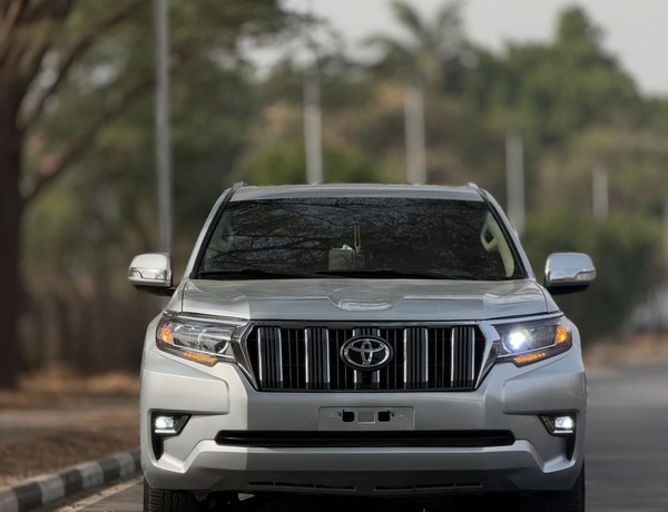 FOREIGN USED TOYOTA LAND CRUISER PRADO 2018 FOR SALE IN ABUJA