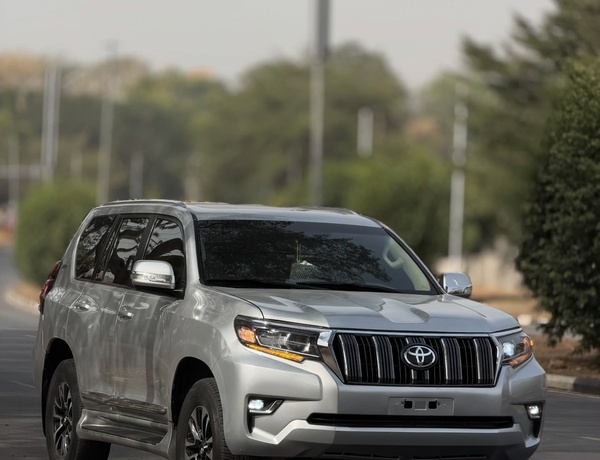 FOREIGN USED TOYOTA LAND CRUISER PRADO 2018 FOR SALE IN ABUJA