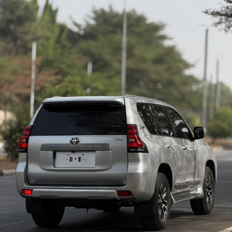 FOREIGN USED TOYOTA LAND CRUISER PRADO 2018 FOR SALE IN ABUJA image