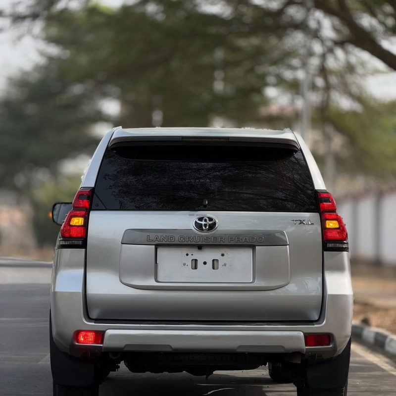 FOREIGN USED TOYOTA LAND CRUISER PRADO 2018 FOR SALE IN ABUJA image