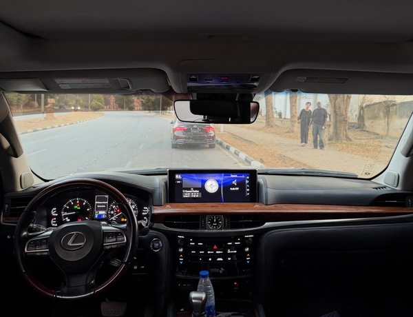 Unregistered 2022 Lexus LX570 for Sale In Abuja