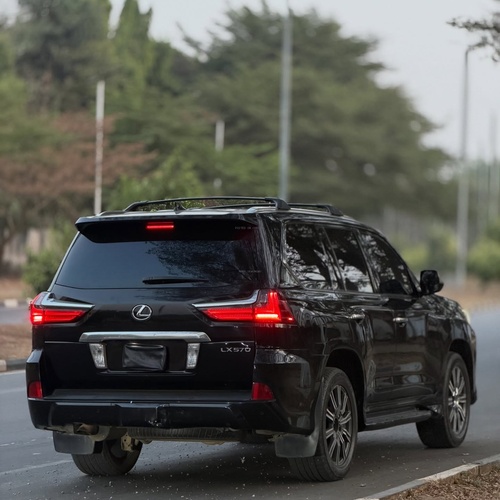 Unregistered 2022 Lexus LX570 for Sale In Abuja