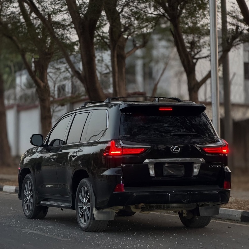 Unregistered 2022 Lexus LX570 for Sale In Abuja image