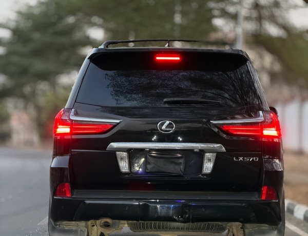 Unregistered 2022 Lexus LX570 for Sale In Abuja