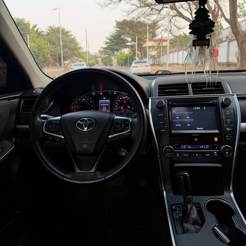 Foreign Used 2017 Toyota Camry XSE for Sale In Abuja