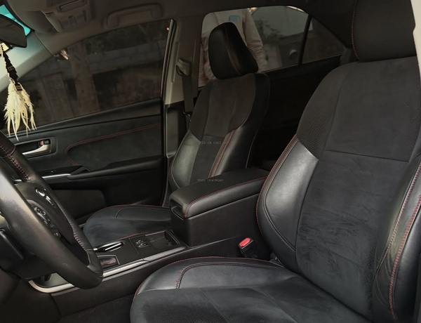 Foreign Used 2017 Toyota Camry XSE for Sale In Abuja