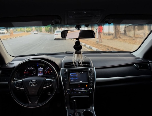 Foreign Used 2017 Toyota Camry XSE for Sale In Abuja