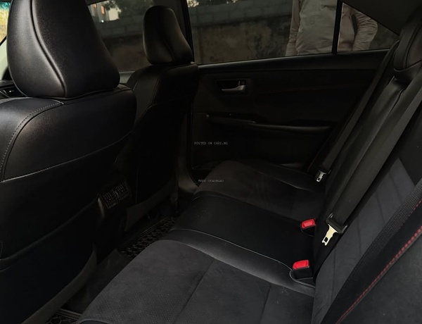 Foreign Used 2017 Toyota Camry XSE for Sale In Abuja
