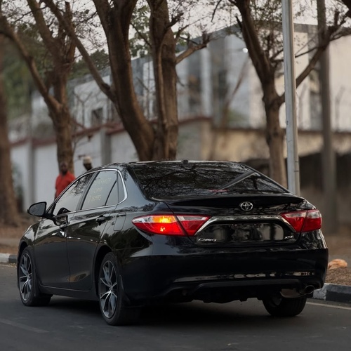 Foreign Used 2017 Toyota Camry XSE for Sale In Abuja