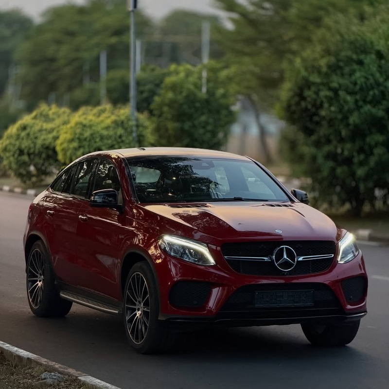 2018 MERCEDES-BENZ GLE43 AMG COUPE  FOREIGN USED – Very Sharp Interior & Exterior image