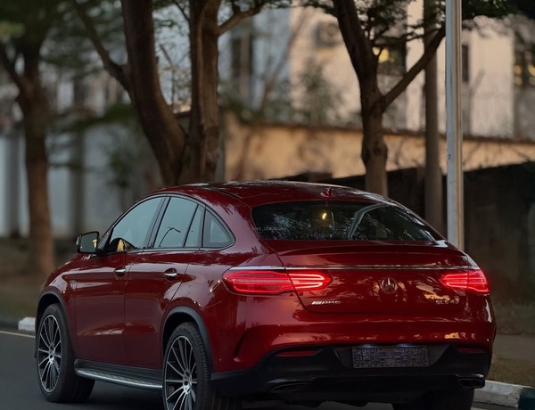 2018 MERCEDES-BENZ GLE43 AMG COUPE  FOREIGN USED – Very Sharp Interior & Exterior