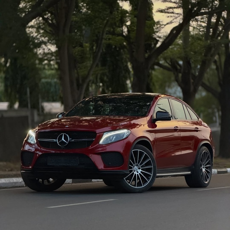 2018 MERCEDES-BENZ GLE43 AMG COUPE  FOREIGN USED – Very Sharp Interior & Exterior image