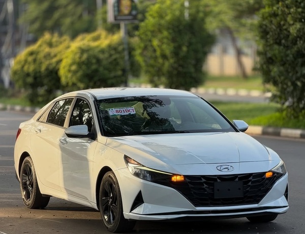 2022 HYUNDAI ELANTRA GT – FOREIGN USED | SPORT HATCHBACK