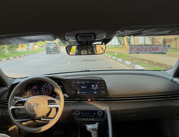 2022 HYUNDAI ELANTRA GT – FOREIGN USED | SPORT HATCHBACK