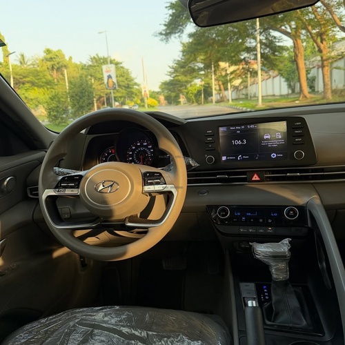 2022 HYUNDAI ELANTRA GT – FOREIGN USED | SPORT HATCHBACK