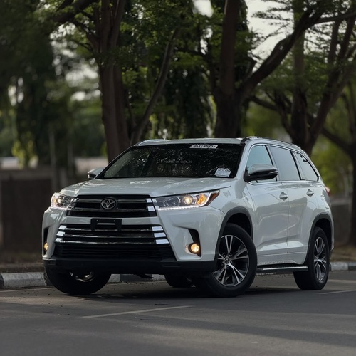 2016 TOYOTA HIGHLANDER XLE – FOREIGN USED – Luxury Family SUV, No Fault