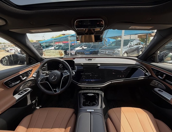 Foriegn Used Mercedes Benz  E350 2025 – Smooth Ride, Great Value