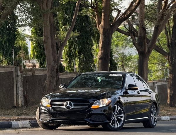 Foreign Used Mercedes Benz C300 2017 for Sale In Abuja