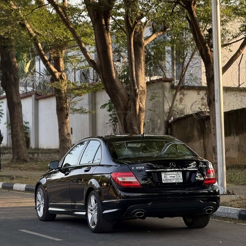 Foreign Used Mercedes Benz C300 2013 model For sale in Abuja
