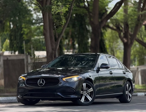 2022 MERCEDES-BENZ C300 – FOREIGN USED | MODERN LUXURY SEDAN 