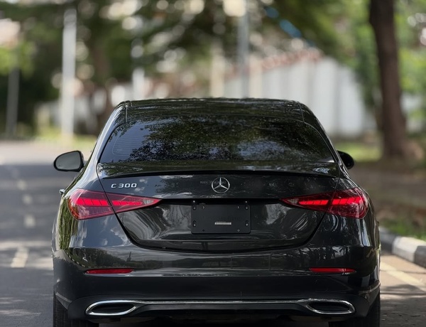 2022 MERCEDES-BENZ C300 – FOREIGN USED | MODERN LUXURY SEDAN 