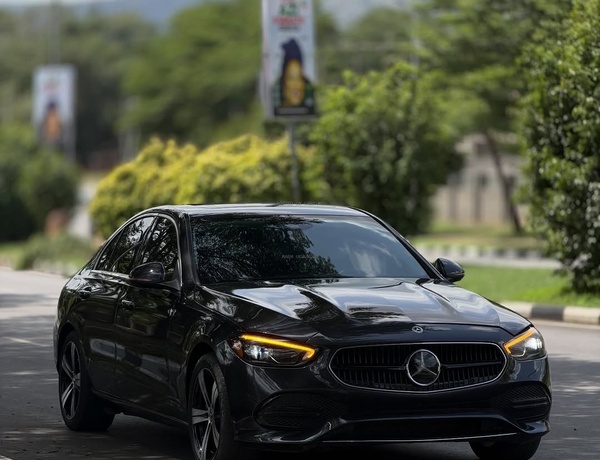 2022 MERCEDES-BENZ C300 – FOREIGN USED | MODERN LUXURY SEDAN 