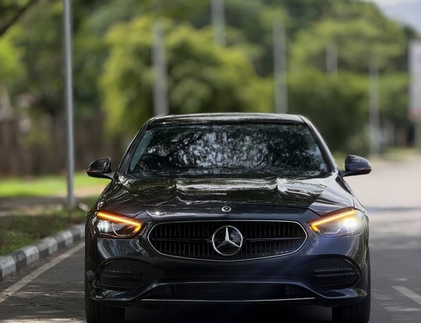 2022 MERCEDES-BENZ C300 – FOREIGN USED | MODERN LUXURY SEDAN 