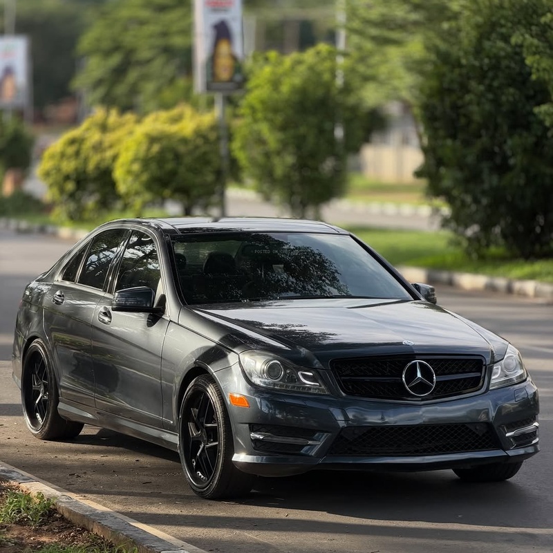 2013 MERCEDES-BENZ C300 – FOREIGN USED | LUXURY EXECUTIVE SEDAN image