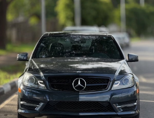 2013 MERCEDES-BENZ C300 – FOREIGN USED | LUXURY EXECUTIVE SEDAN