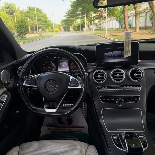 2012 MERCEDES-BENZ C300  FOREIGN USED, Very Sharp