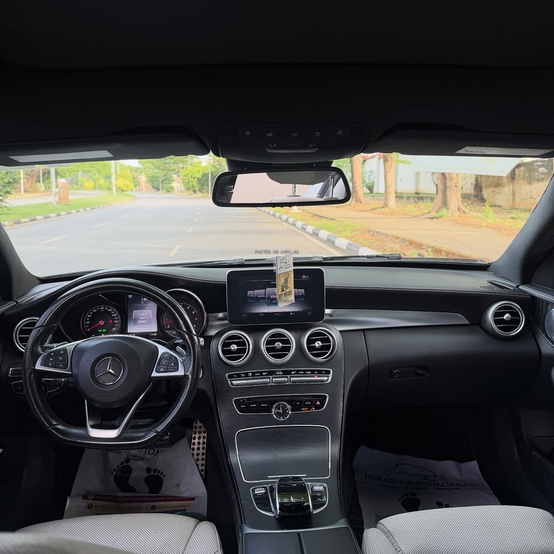 2012 MERCEDES-BENZ C300  FOREIGN USED, Very Sharp image