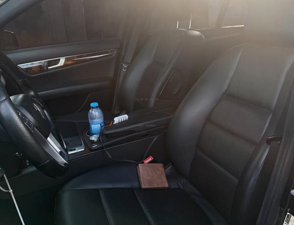 2012 MERCEDES-BENZ C300  FOREIGN USED – Premium Comfort Sedan