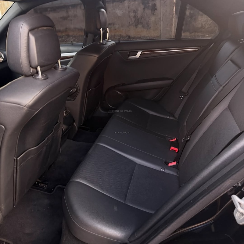2012 MERCEDES-BENZ C300  FOREIGN USED – Premium Comfort Sedan image