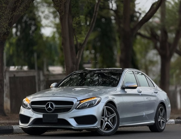 MERCEDES-BENZ C400 2015 4MATIC FOR SALE – FOREIGN USED, CLEAN & SHARP