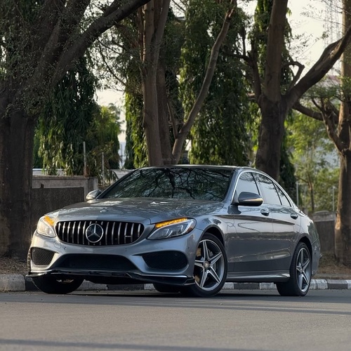 Foreign Used Mercedes-Benz C400  2015 Model for Sale In Abuja