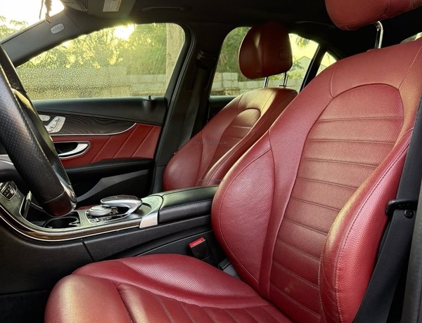 Foreign Used Mercedes-Benz C400  2015 Model for Sale In Abuja