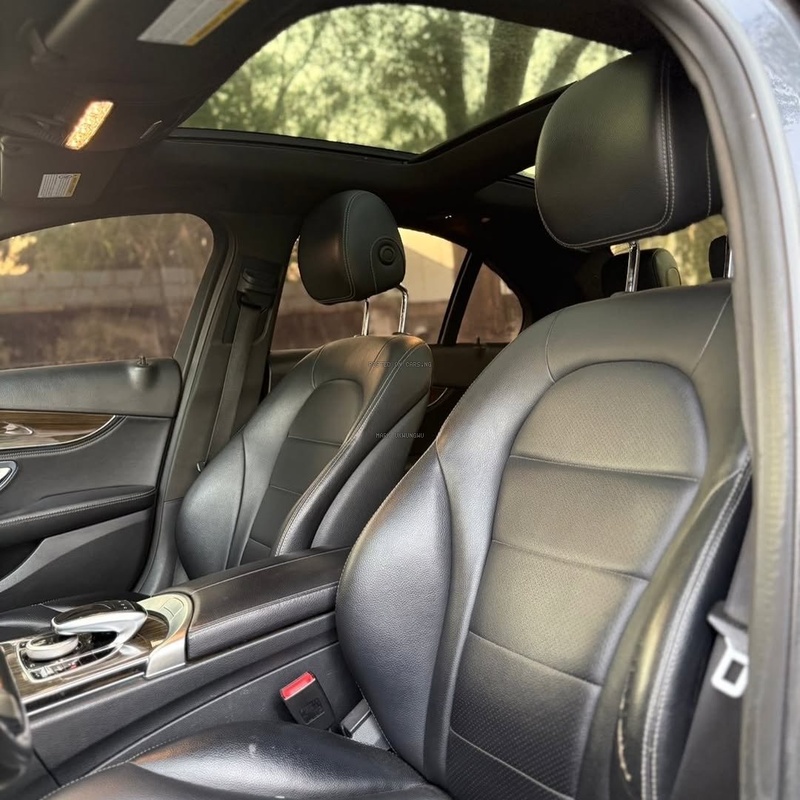 Extremely Super Clean Mercedes Benz C400 2015 for Sale In Abuja image