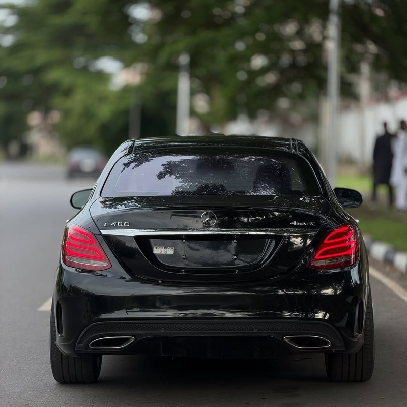 Mercedes-Benz C400 (2015)  Foreign Used 🚗 Luxury, Speed & Smooth Driving Experience image