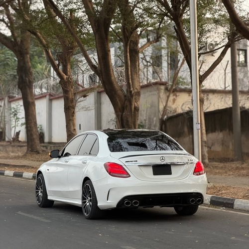 Foreign Used Mercedes Benz C43 AMG 2017 for Sale In Abuja