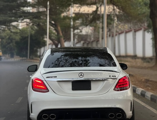 Foreign Used Mercedes Benz C43 AMG 2017 for Sale In Abuja