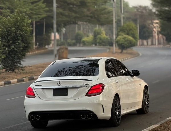 Foreign Used Mercedes Benz C43 AMG 2017 for Sale In Abuja